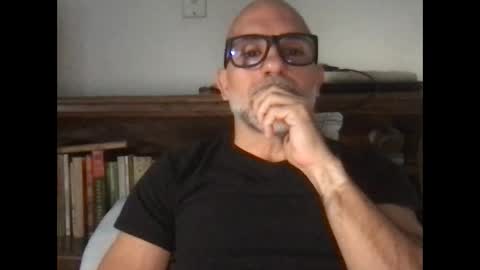 Snapshot of latino_to20 chatting on June 10, 9:03 pm latino_to20 online show from June 10, 9:03 pm