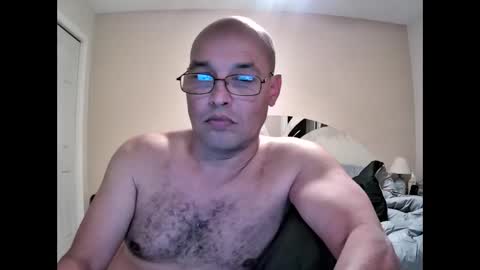 Snapshot of latinoinfla chatting on December 23, 1:08 am latinoinfla online show from December 23, 1:08 am