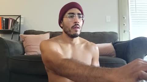 Snapshot of latinomixedbbc chatting on March 2, 9:43 pm latinomixedbbc online show from March 2, 9:43 pm