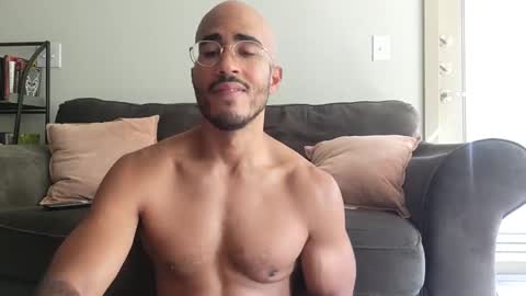 Snapshot of latinomixedbbc chatting on September 9, 3:55 pm latinomixedbbc online show from September 9, 3:55 pm