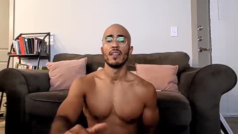 Snapshot of latinomixedbbc chatting on October 20, 12:33 am latinomixedbbc online show from October 20, 12:33 am