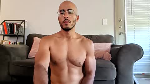 Snapshot of latinomixedbbc chatting on November 6, 5:58 pm latinomixedbbc online show from November 6, 5:58 pm