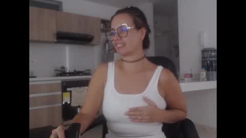 latinpaprika online show from November 1, 3:14 pm