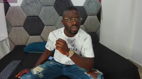 LEANDRO online show from January 8, 11:43 am