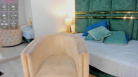 LEANDRO online show from February 12, 11:40 am