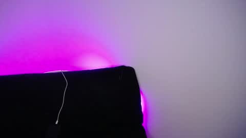 lau_24 online show from November 26, 6:03 am