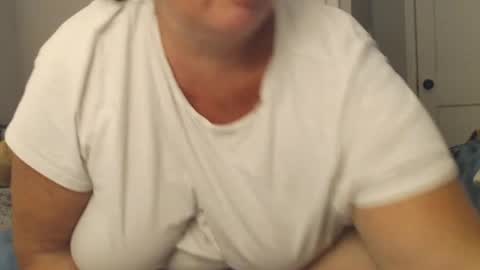 LauLauMa online show from July 2, 3:23 am