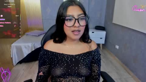laulin_tay online show from April 6, 4:46 am
