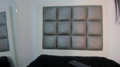 Snapshot of laura__js_ chatting on September 20, 2:07 pm laura__js_ online show from September 20, 2:07 pm