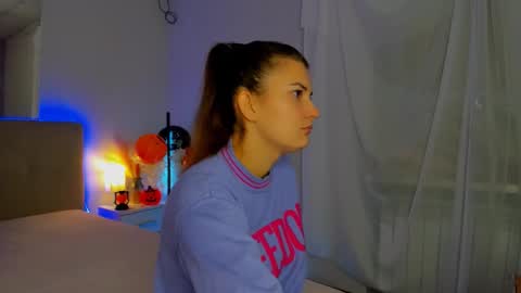 Laura online show from October 30, 6:26 am