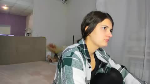 Laura online show from December 1, 6:18 am