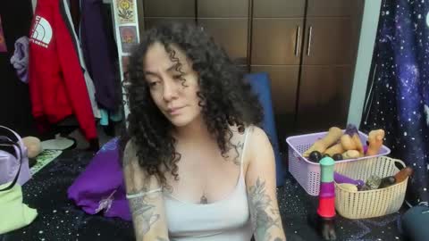  Wen  online show from November 8, 8:18 pm