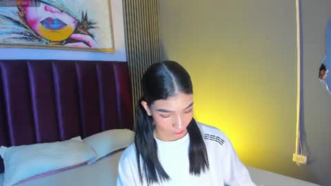 Snapshot of laura_aristizabal_19 chatting on July 11, 12:08 pm Laura online show from July 11, 12:08 pm