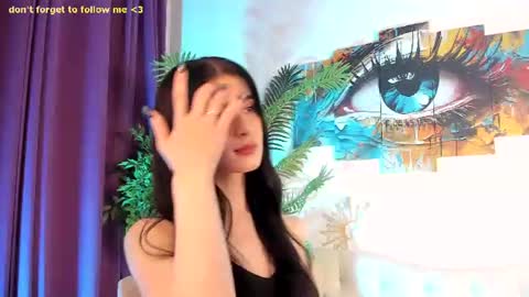 Laura online show from July 4, 8:26 pm