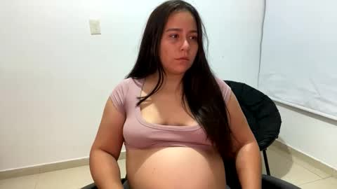 Snapshot of laura_d23 chatting on October 23, 11:57 pm laura online show from October 23, 11:57 pm