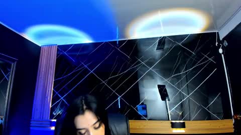 Snapshot of laura_hentai chatting on December 3, 12:59 pm Laura online show from December 3, 12:59 pm