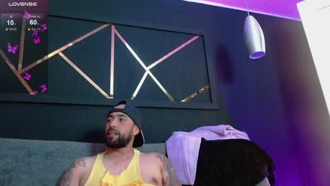 Snapshot of laura_hentai chatting on February 19, 3:28 am Laura online show from February 19, 3:28 am