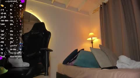 Lura online show from October 30, 12:28 pm