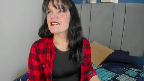 laura hotties online show from September 27, 1:05 pm