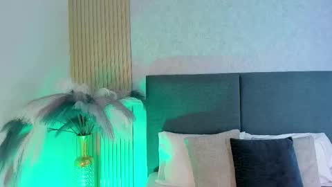 LauraIvy online show from February 21, 12:28 pm