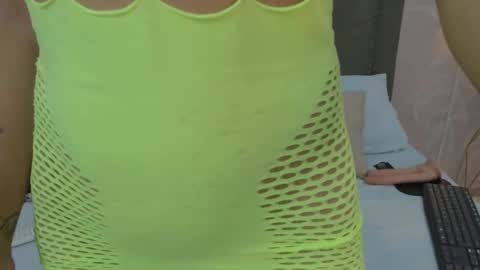 L A U R A online show from December 5, 12:14 pm