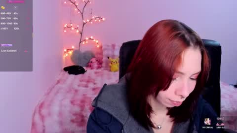 Kate  online show from July 25, 1:30 pm