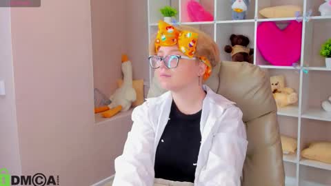 Laura online show from February 5, 9:25 am