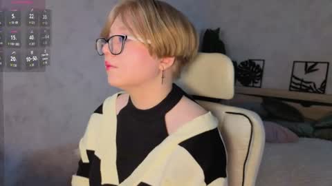 Laura online show from March 7, 8:33 am