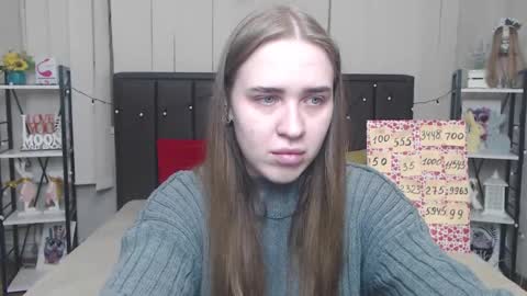 LauraHlot online show from October 9, 5:38 am