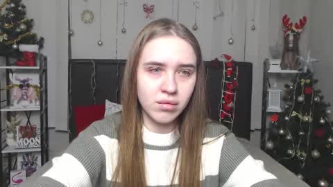 LauraHlot online show from December 16, 6:29 am