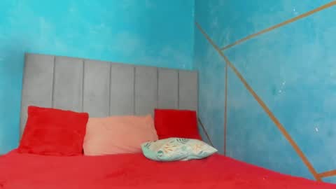 Snapshot of lauraluango12 chatting on March 10, 8:12 pm Laura online show from March 10, 8:12 pm