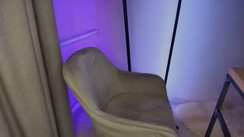 Leila Libertas online show from November 5, 9:26 pm