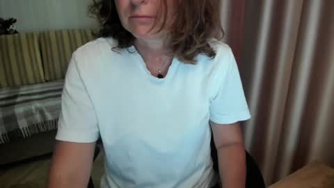 Lauraoven1 online show from July 28, 9:59 am