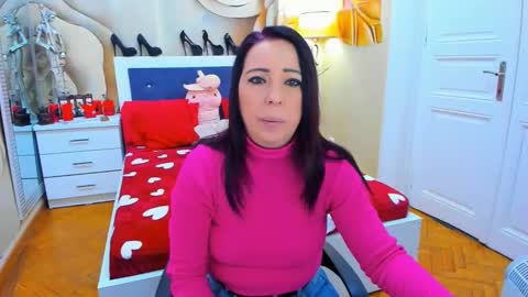 Laura online show from February 24, 4:16 am