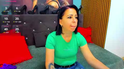 Snapshot of laurasinfull chatting on July 17, 3:35 am Laura online show from July 17, 3:35 am
