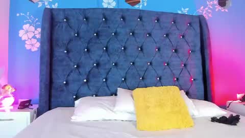 Laura online show from July 25, 12:58 pm