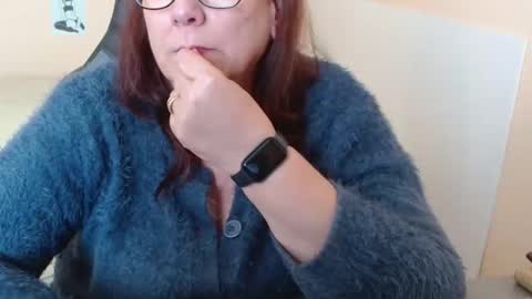 Snapshot of laureanne50 chatting on January 13, 2:00 pm laureanne online show from January 13, 2:00 pm