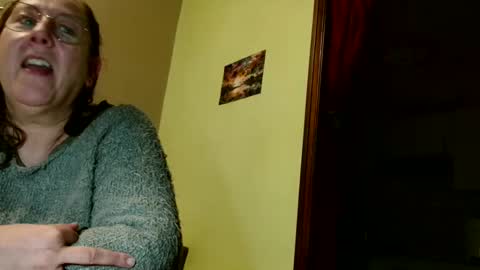 Snapshot of laureanne50 chatting on January 28, 8:26 pm laureanne online show from January 28, 8:26 pm