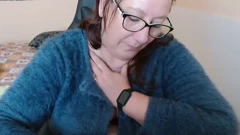 Snapshot of laureanne50 chatting on March 7, 10:35 am laureanne online show from March 7, 10:35 am