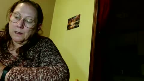 Snapshot of laureanne50 chatting on March 8, 8:35 pm laureanne online show from March 8, 8:35 pm