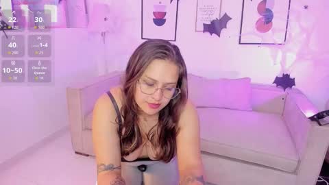 Snapshot of laureen_se chatting on October 26, 5:13 am laureen_se online show from October 26, 5:13 am