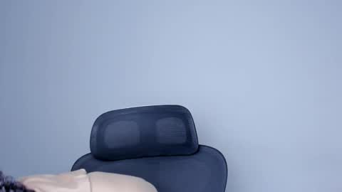 Snapshot of laureent__ chatting on November 14, 9:19 am Laureent online show from November 14, 9:19 am