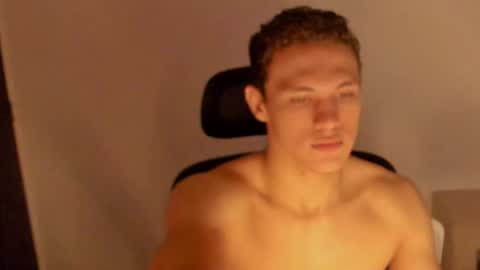 Laureent online show from February 26, 8:02 am