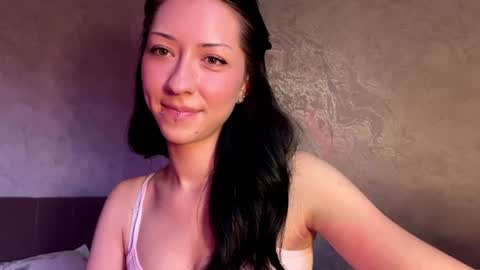 Snapshot of laurelimaino chatting on July 11, 4:53 pm laurelimaino online show from July 11, 4:53 pm