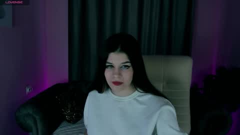 Lauren online show from October 22, 11:32 am