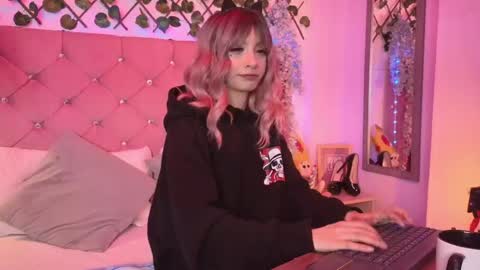 Snapshot of lauren_evans96 chatting on May 26, 1:12 am Lauren evans9 online show from May 26, 1:12 am