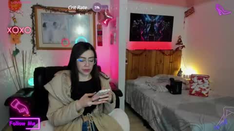 Lauren online show from February 9, 9:05 am