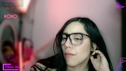 Lauren online show from December 3, 3:36 am