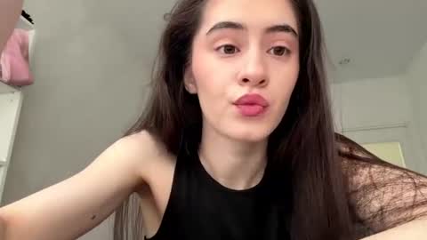 Snapshot of laurenadupuy chatting on July 5, 1:07 pm laurenadupuy online show from July 5, 1:07 pm
