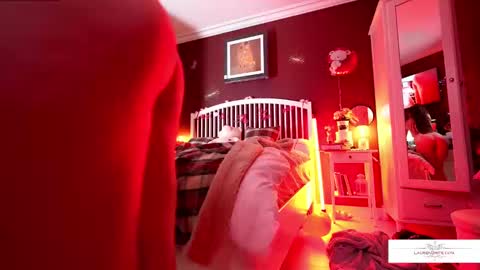 Snapshot of laurenbrite chatting on March 1, 12:07 am Lauren Brite online show from March 1, 12:07 am